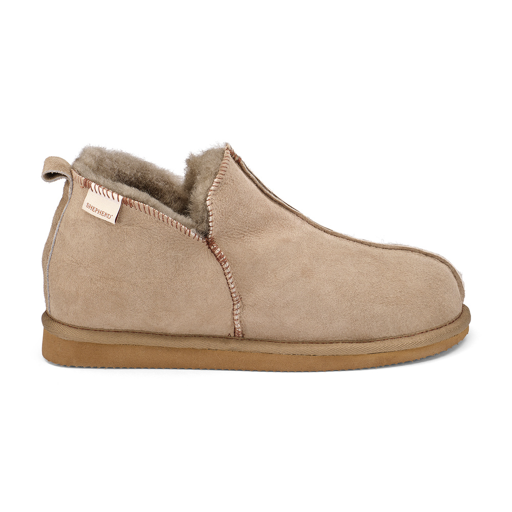 Shepherd Anton sheepskin slippers for men. - Shepherd of Sweden